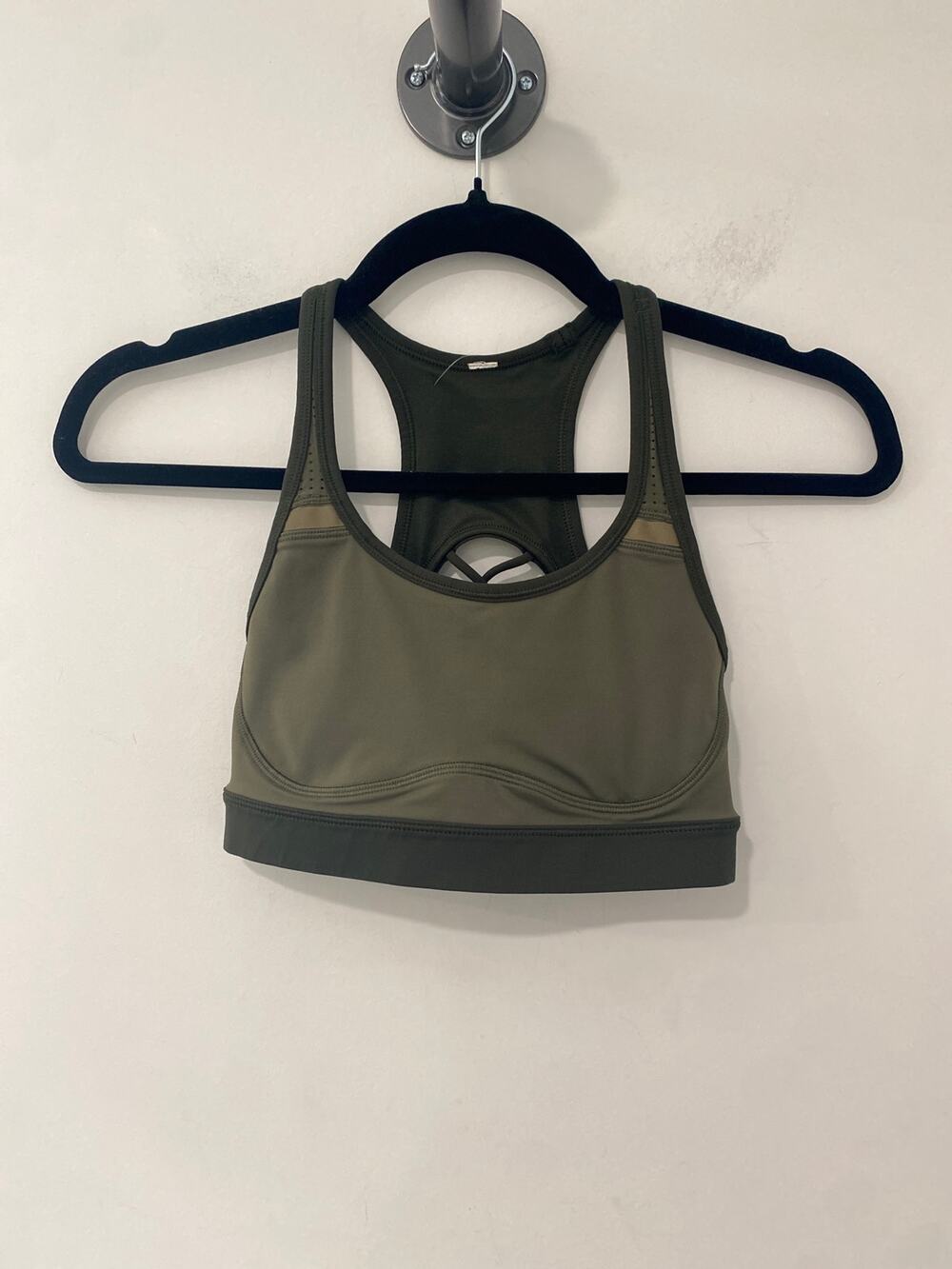 Lululemon Sweaty Or Not Bra II Fatigue Green / Gator Green Size 2